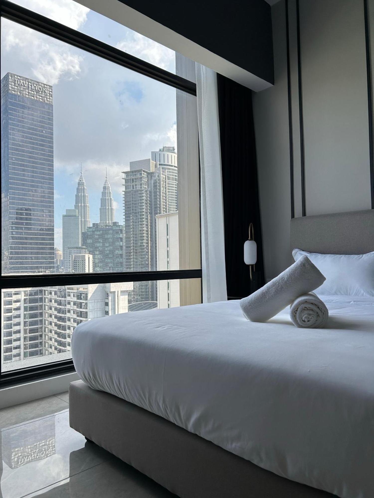 Axon Residence At Pavilion Klcc Kl Tower View By Kimiro Куала Лумпур Екстериор снимка